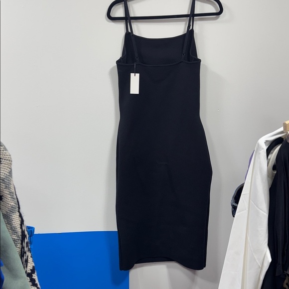 Dress Size Large Black Cut Out Under Bust - Picture 4 of 4